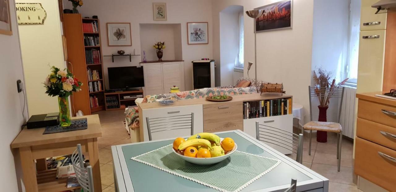 La soffitta sul borgo Appartamento Brugnato Esterno foto