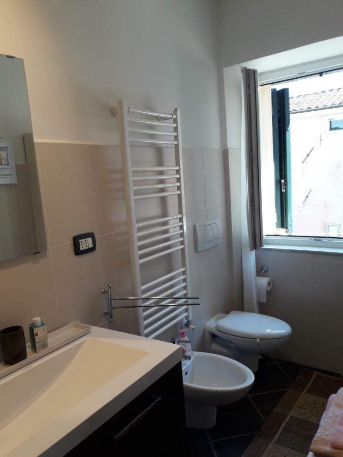 La soffitta sul borgo Appartamento Brugnato Esterno foto