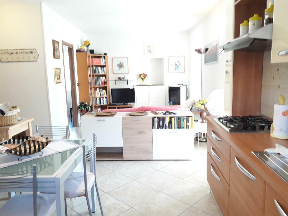 La soffitta sul borgo Appartamento Brugnato Esterno foto