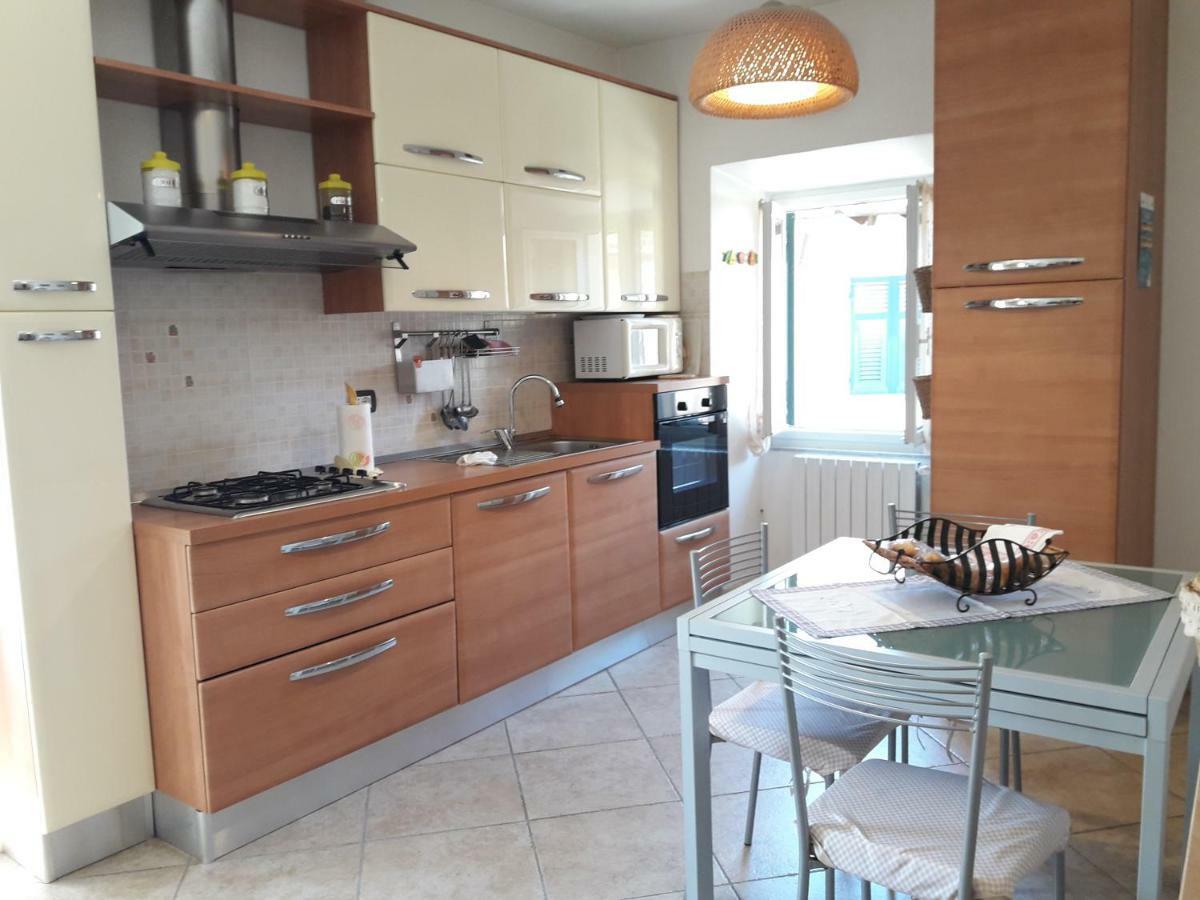 La soffitta sul borgo Appartamento Brugnato Esterno foto